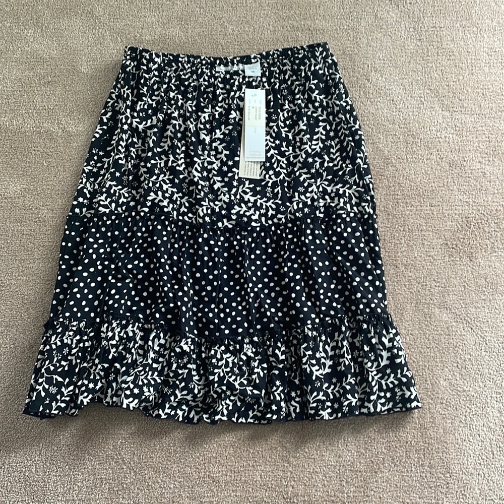 Black and white gypsy skirt